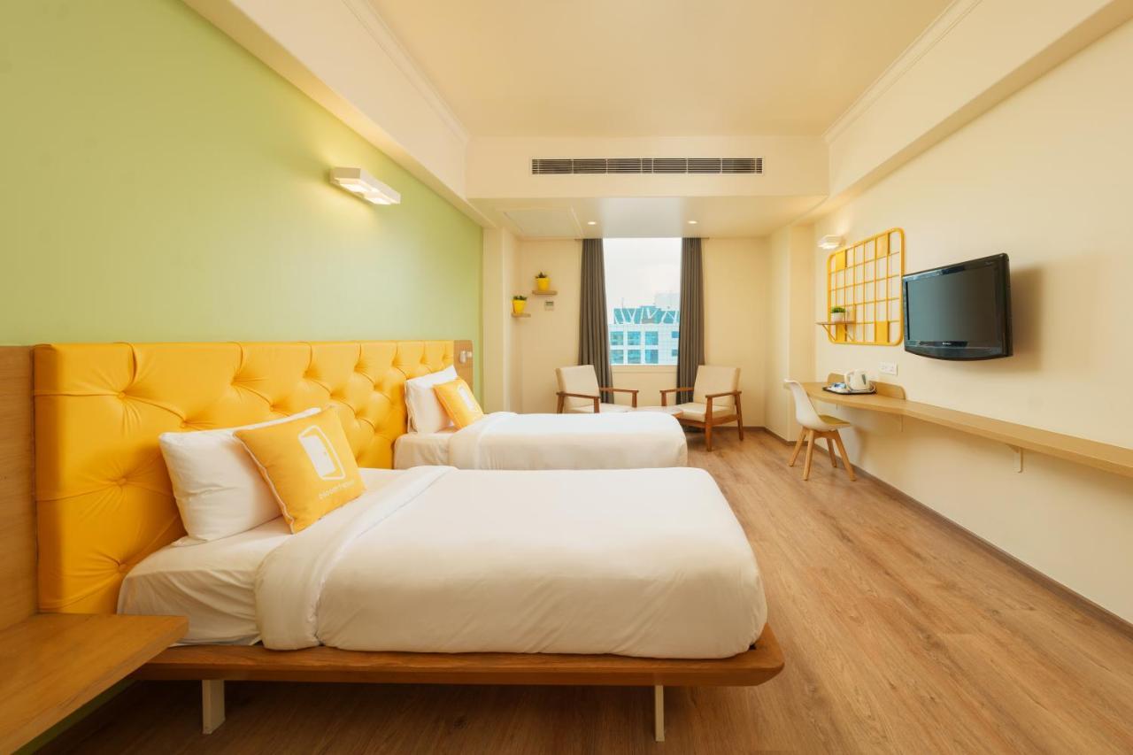 Bloom Hotel - Sector 62 Noida Zewnętrze zdjęcie