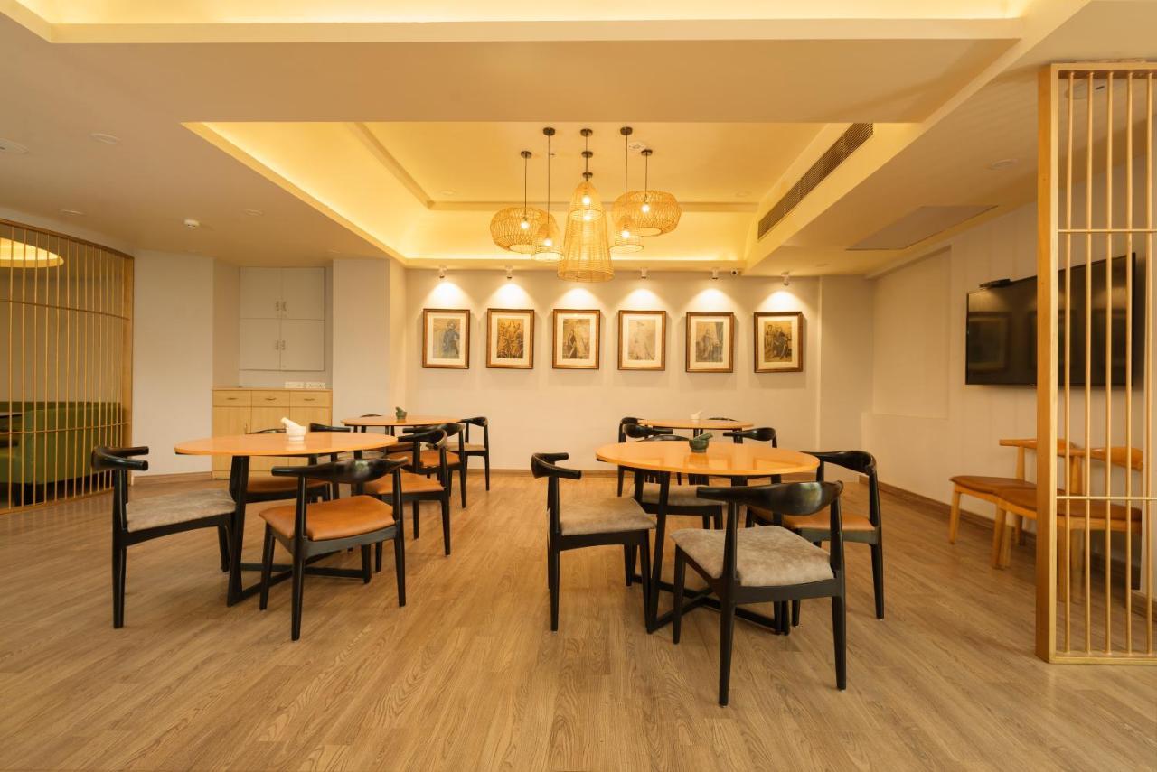 Bloom Hotel - Sector 62 Noida Zewnętrze zdjęcie