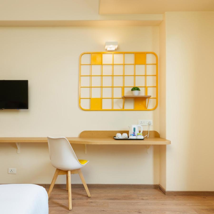 Bloom Hotel - Sector 62 Noida Zewnętrze zdjęcie